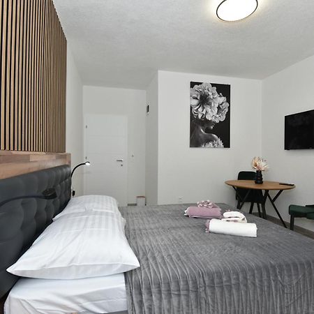 Jeta 2 Studio & Rooms Zadar Exteriör bild