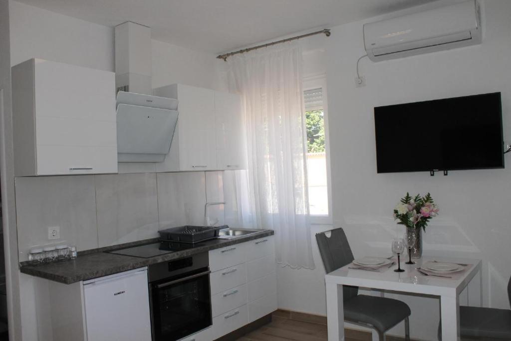 Jeta 2 Studio & Rooms Zadar Exteriör bild
